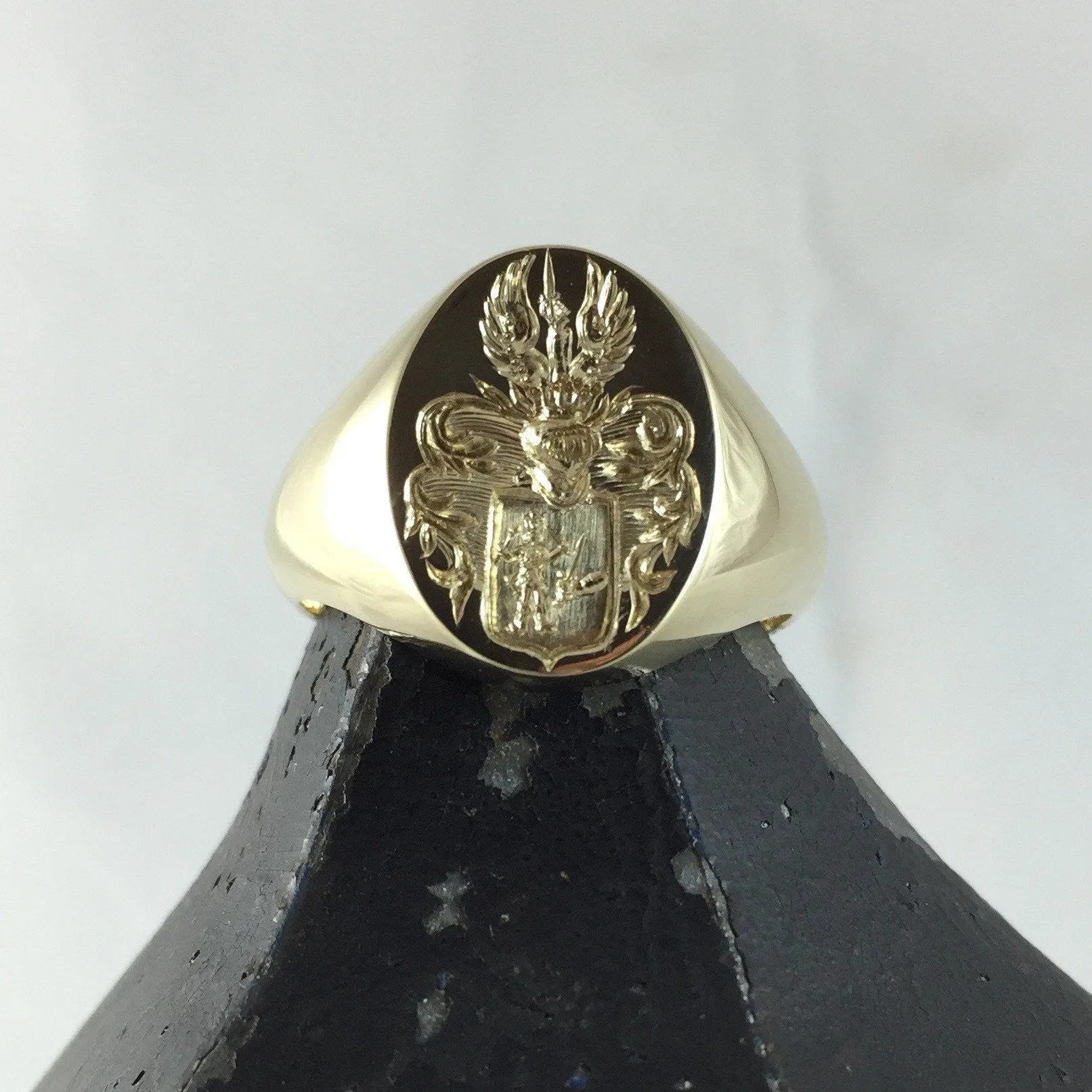 Family Coat of Arms Seal Engraved 18mm x 13mm -  9 Carat Yellow Gold Signet Ring